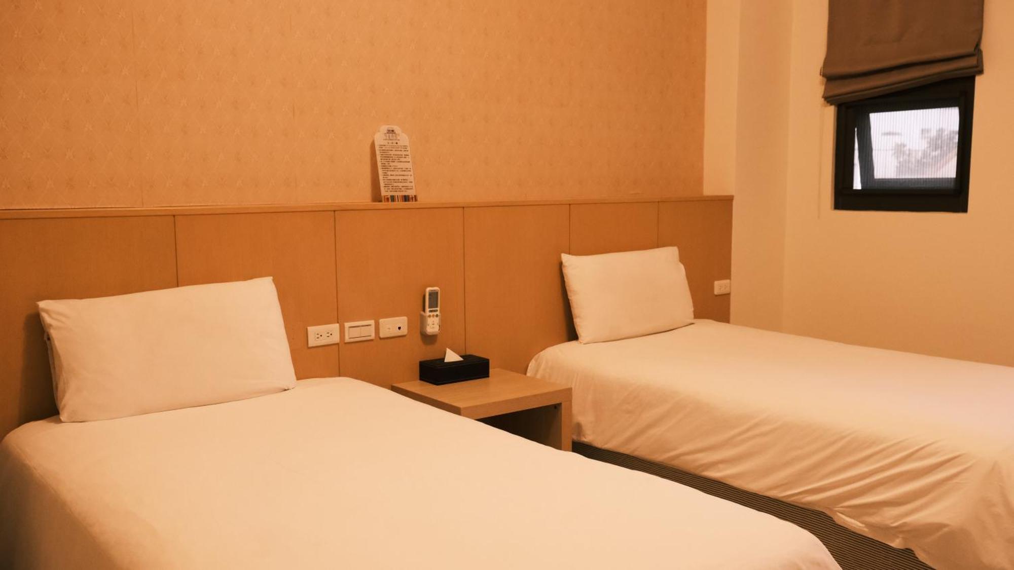 Fuga Royal Hall Homestay Hualien stad Exteriör bild