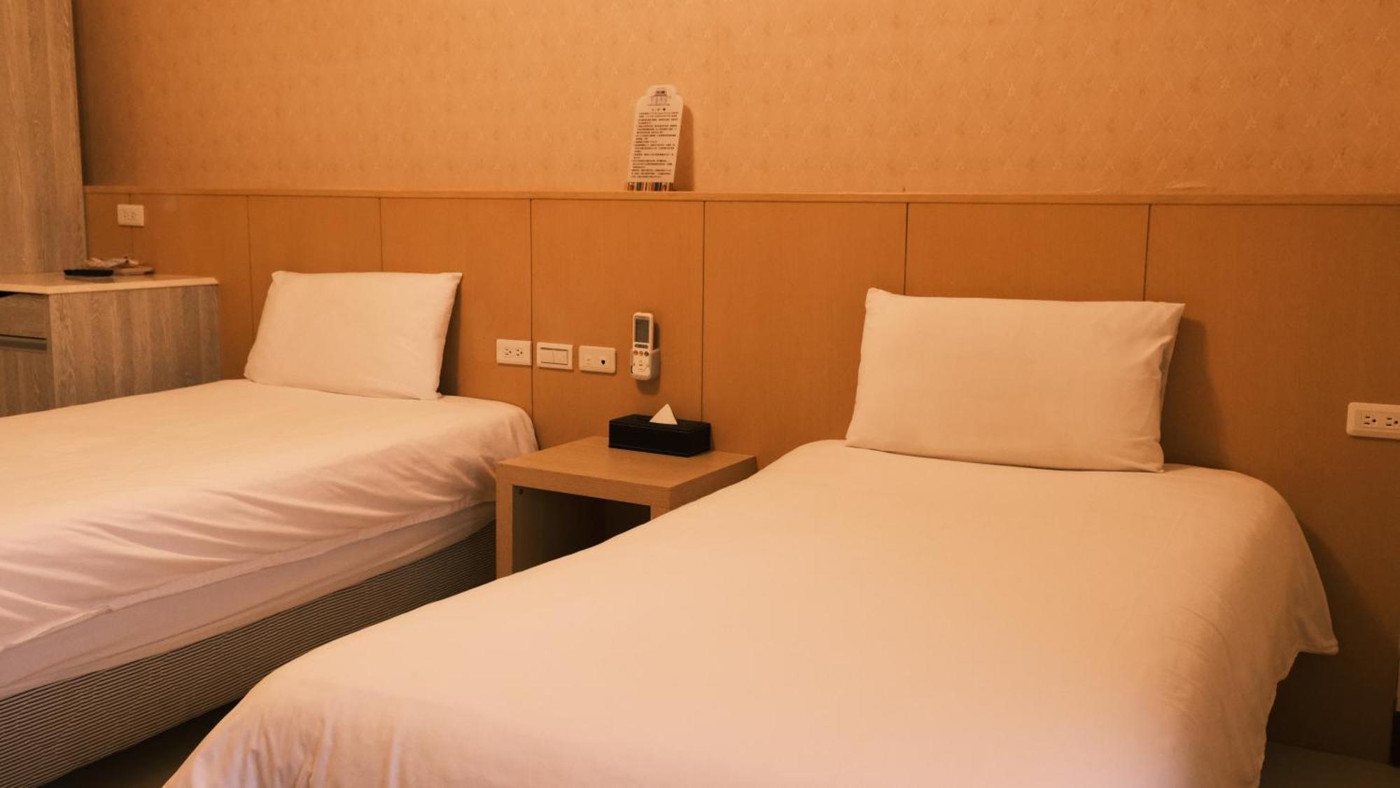 Fuga Royal Hall Homestay Hualien stad Exteriör bild