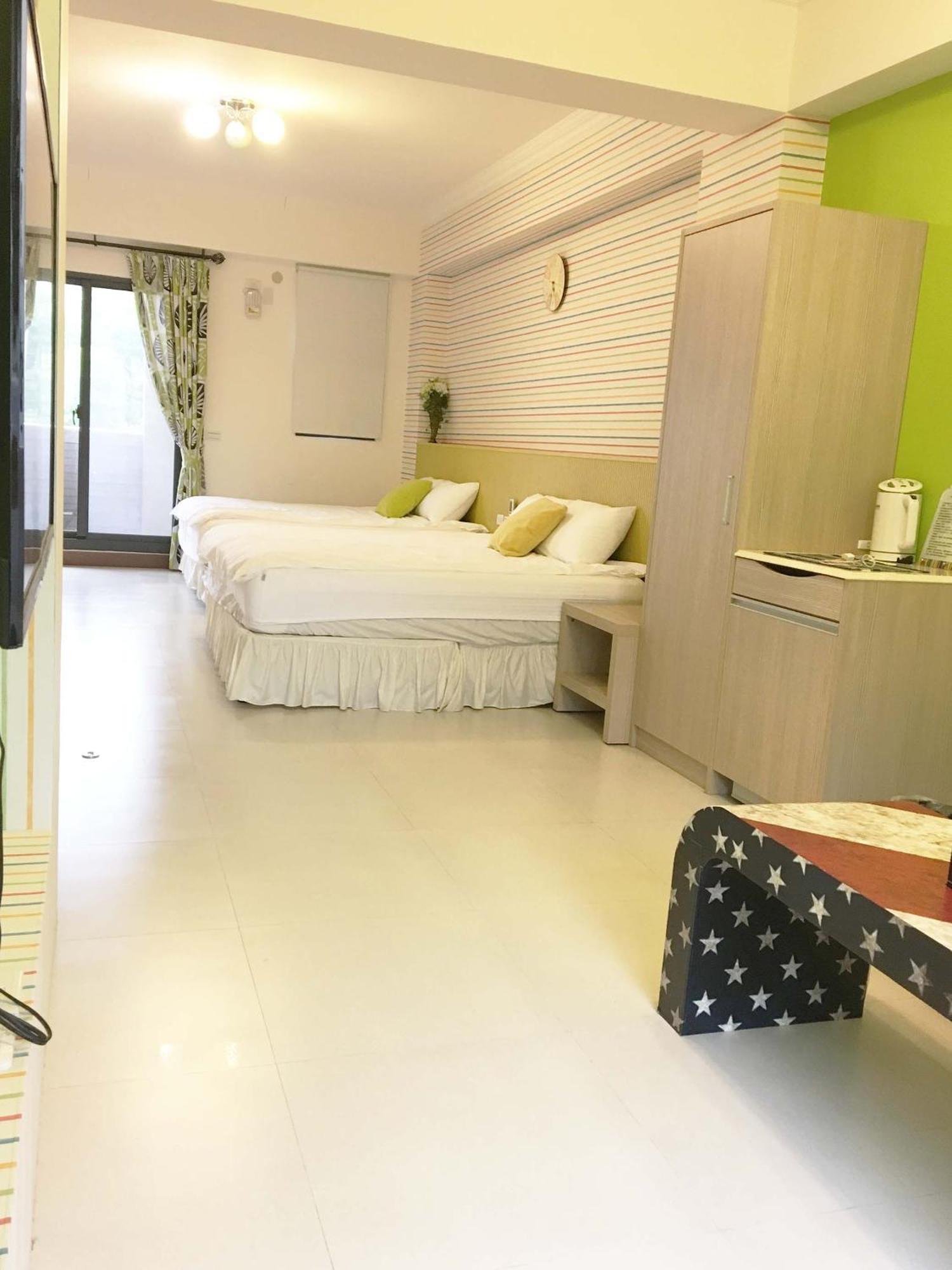 Fuga Royal Hall Homestay Hualien stad Exteriör bild