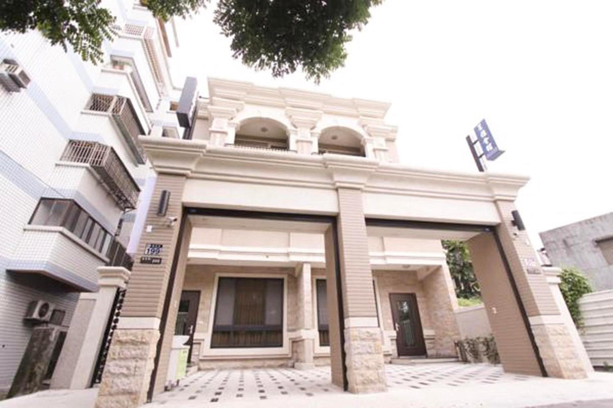 Fuga Royal Hall Homestay Hualien stad Exteriör bild